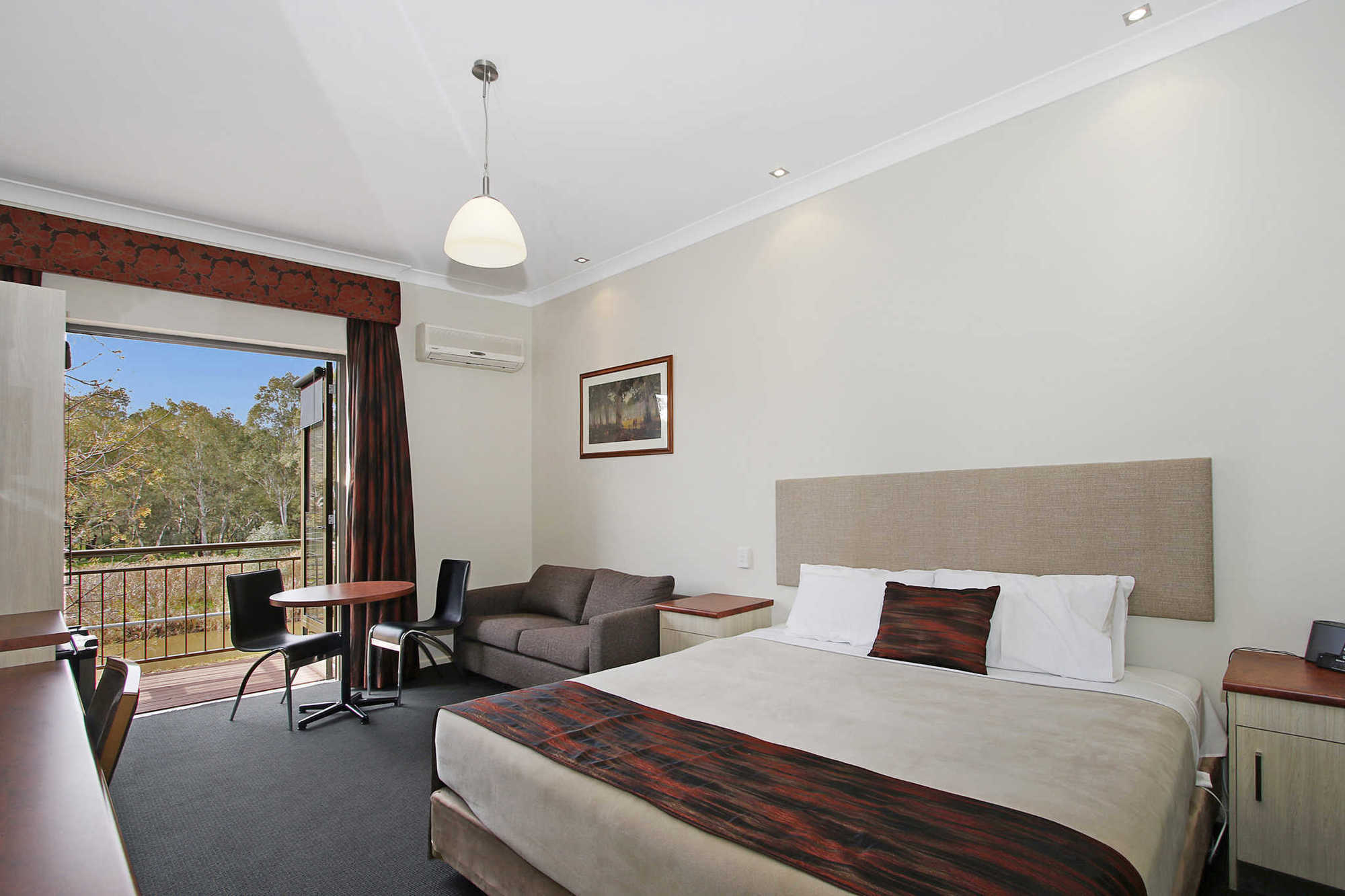 Prince Of Wales Hotel Wagga Wagga Room photo